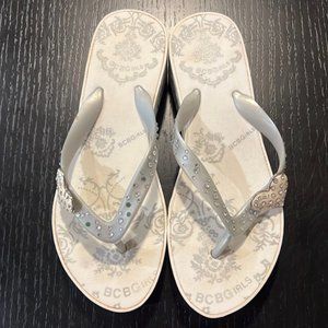 BCBG Girls Heeled Crystal Flip Flops Size 8